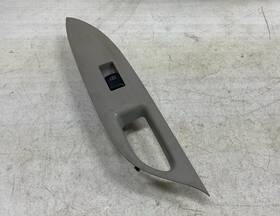 82961jk000 Infiniti 07-08 G35 Sedan Rear Driver Left Window Switch And Bezel Trim