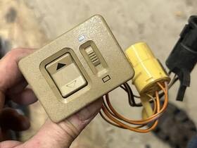 Dac-3252 Jaguar Xj 88-89 Dbc 3252 Sun Roof Switch Oem