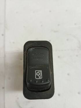 P27-1157-004 Kenworth 659.kwhc23 T680 Sleeper A/c Switch 12340678