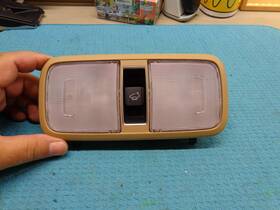 92620-a9000daa Kia Sedona 15 16 17 Tan Rear Cargo Overhead Dome Interior Light Sunroof Switch