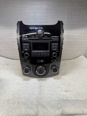 96150-1m271wk Kia 2011 Forte Cd Radio Fm/am Climate Control Oem 424