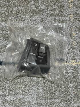 96710-1u000va Kia 967101u000va New Genuine Oem Steering Wheel Audio Switch Right-hand Rh