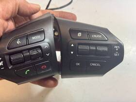 Ma-85-5153-cjb097 Kia 2016-2018 Sorento Steering Wheel Audio And Cruise Control Switch Oem