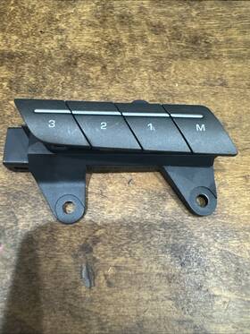 Bj3214776 Land Rover 2012-2018 Range Evoque Left Driver Seat Memory Control Switch Oem