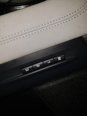 Lr114827 Land Rover 20 21 22 Evoque Oem Left Front Door Memory Switch Only Without Bezel