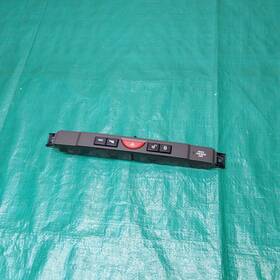 Yul500440wux Land Rover 2005-2007 Lr3 Hazard Light Switch Dsc Door Lock Pdc Oem