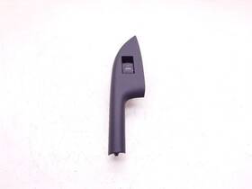 662.le1d12 Lexus 2012 Ct200h Driver Side Rear Door Window Switch
