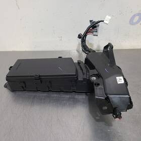 663.le1x18 Lexus 18 2018 Ls500 F Sport Cabin Fuse Box