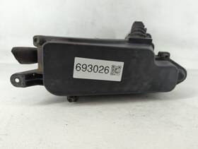 82121-53180 Lexus 2015 Is300 Fusebox Fuse Box Relay Module Avktr