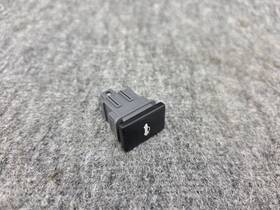 84840-53031 Lexus 2014-2025 Rc200t Rc300 Oem Dashboard Trunk Luggage Control Switch