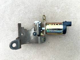 1lnhm97v5yy814196 Lincoln 1998 2002 Continental Shift Interlock Solenoid Oem