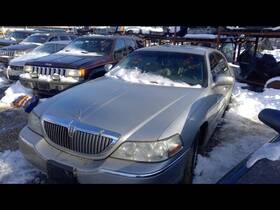 646-01193 Lincoln Fuse Box Engine Fits 03 And Town Car 723027