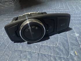 Dp5t13d061bew Lincoln 2015-2019 Mkc Headlight Lamp Control Switch Panel With Trunk Release Oem