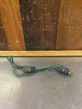 39976b Lucas Triumph Tr6 73-76 Original Hazard Switch. #39976b. Used. Kt1163