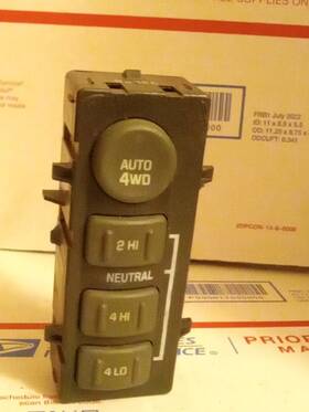 551084 Lucas Oem Original 03 Gmc Sierra 1500 4x4 4wd Switches Push Button