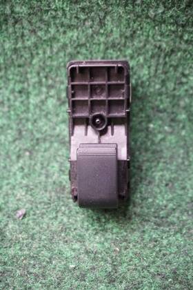 Bbm4684l1 Mazda 2010 2011 2012 2013 3 Right Front Window Switch Oem