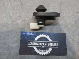 Dd10-66-540 Mazda 2006-2015 Miata Mx5 Door Jamb Ajar Interior Lamp Switch