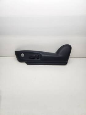 L0077540 Mazda 2006-2008 Mazda6 Drivers Seat Adjustment Switch With Trim Black 6
