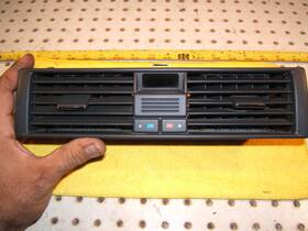 Mercedes-benz 140 830 15 54 Lat W140 Cl/s Dash Center Driver Charcoal Vent Parktronic Oe 1 Assembly