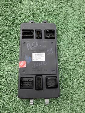 1645458632 Mercedes-benz R350 Gl450 Ml350 Front Sam Signal Acquisition Module Oem 2006-2012