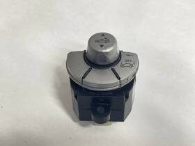 1718205010 Mercedes-benz 05-11 R171 Slk280 Center Console Convertible Top Control Switch Oem