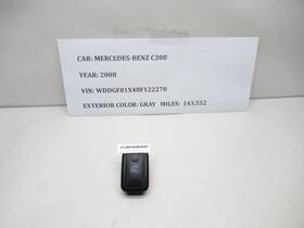 2048707051 Mercedes-benz 2008-2014 C300 Trunk Release Switch Oem