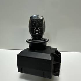9052600 Mercedes-benz 207 905 26 00 08-12 W204 C-class Ignition Switch Module Unit With Key A207 Oem