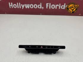 2239008530 Mercedes-benz 2021-2026 S500 S580 - Dash Media Hazard Control Panel Switch Oem 47 Kmi