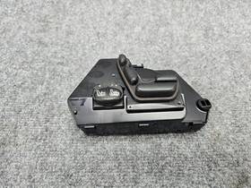 A2208212379 Mercedes-benz Rear Seat Control Switch Left Side W220 S430 S55 S500 S600 Oem