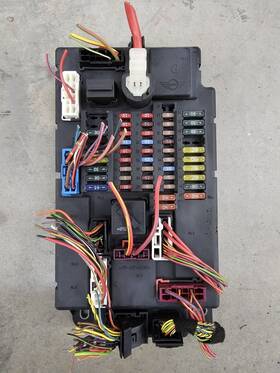 61353457414 Mini Cooper 2007-2014 R55 Front Sam Fuse Box Relay Block Oem