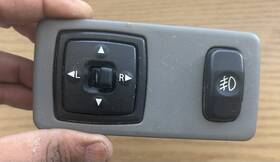 Mr270894 Mitsubishi 1999-2003 Galant Side View Mirror Control / Fog Light Switch Gray Oem