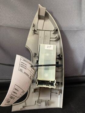 2541111ja0a Nissan Fits 2011-2017 Quest Front Passenger Door Switch Oem#