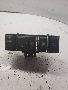 25570ax005 Nissan Maxima 2005 Dash/interior/seat Switch 1120911