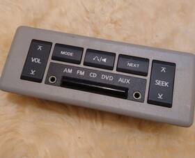 2826085200 Nissan 2004 - 2014 Titan Rear Dvd Audio Control Switch Oem Factory