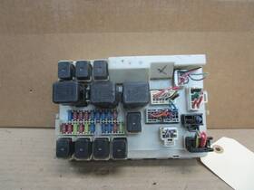 284b78j020 Nissan 04 05 06 Altima Engine Fuse Box Relay Junction Block 2004-2006