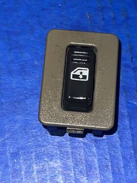 15757504 Oem 99-02 Chevy Silverado Sierra Power Window Switch Rear Taupe
