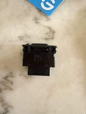 83071fc020 Oem Subaru Wrx Sti 02-04 Center Console Door Mirrors Power Adjustment Switch
