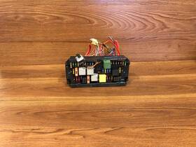 A2045455501 Oem 08-14 Mercedes W204 C300 C350 Front Sam Control Unit Fuse Box Module Block 8