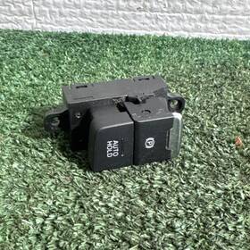 Gsl366ep0a Oem 2018 - 2021 Mazda 6 Center Console Emergency Park Brake Switch