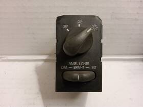 10227235 Oldsmobile 1990-1997 Olds Cutlass Supreme Headlight Head Light Switch