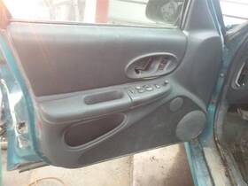 641.gm3p95 Oldsmobile Cut-supre 1995 Front Door Switch 1470754