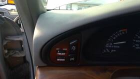 659.gm3t98 Oldsmobile Dash Mounted Headlamp On/off Switch 88 Royale 1998 Dash/interior/seat 185