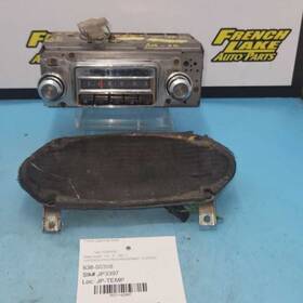 638-00308 Pontiac Untested A/m Radio Inch 7293502 Fits 1966 Tempest 1142997