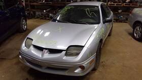 646-01361 Pontiac Fuse Box Engine Fits 00-05 Cavalier 855033
