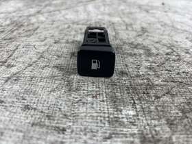 7699-f Pontiac 2004-2006 Gto Oem Fuel Gas Door Cap Release Button Switch 04-06