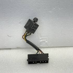 94461312500 Porsche 1985-1988 944 951 Door Mirror Switch Control Oem