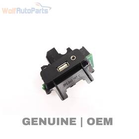 95864235100 Porsche 2011-2016 Cayenne - Usb Socket / Port