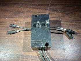 2540-01-560-2062 Riverside Mfg Llc 96139-20021 Humvee Hmmwv De-icer Defroster Switch Module