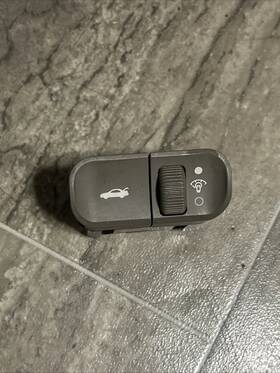 09104893 Saturn L Series L100 L200 L300 Trunk Release And Dash Dashboard Dimmer Switch Grey