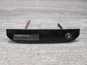 10386206 Saturn 07-10 Sky Traction Control Button Passenger Indicator Switch Panel Oem